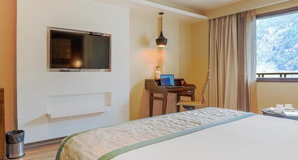 Aatmayog Luxury Manor Hilltop Centrally Heated Resort Room Type - FAMILY VALLEY VIEW ROOM Aatmayog Luxury Manor Hilltop Centrally Heated Resort Room Type - FAMILY VALLEY VIEW ROOM