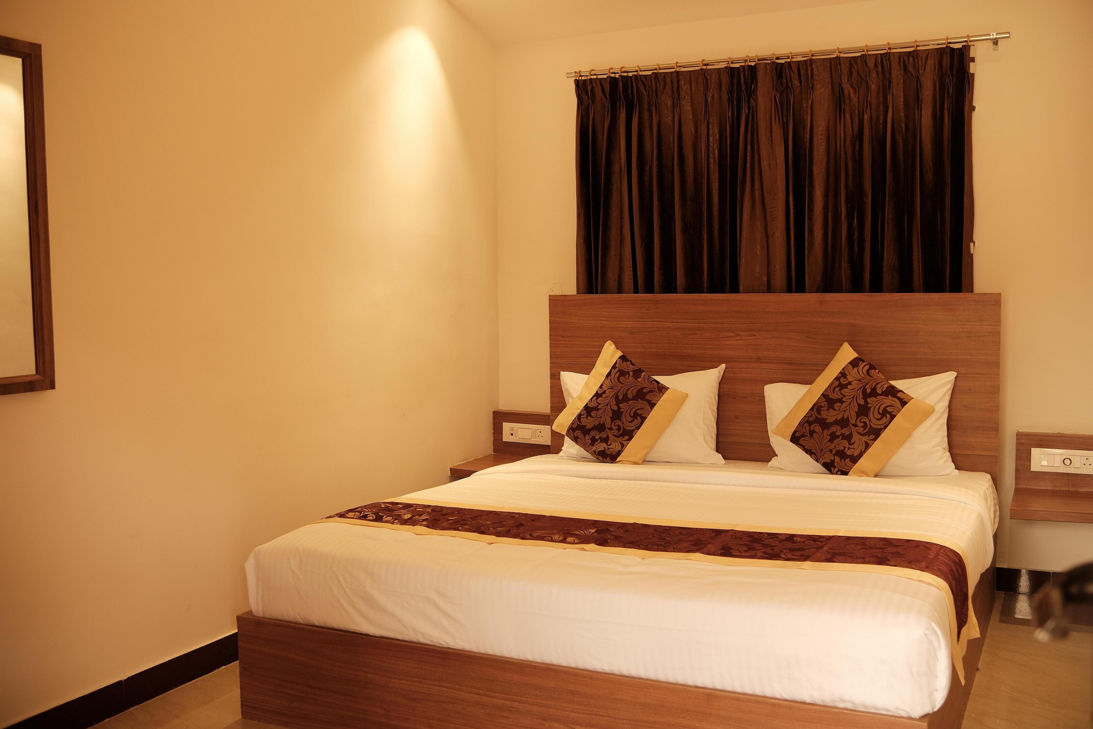 HOTEL SANGAMAM - Tap to explore photos