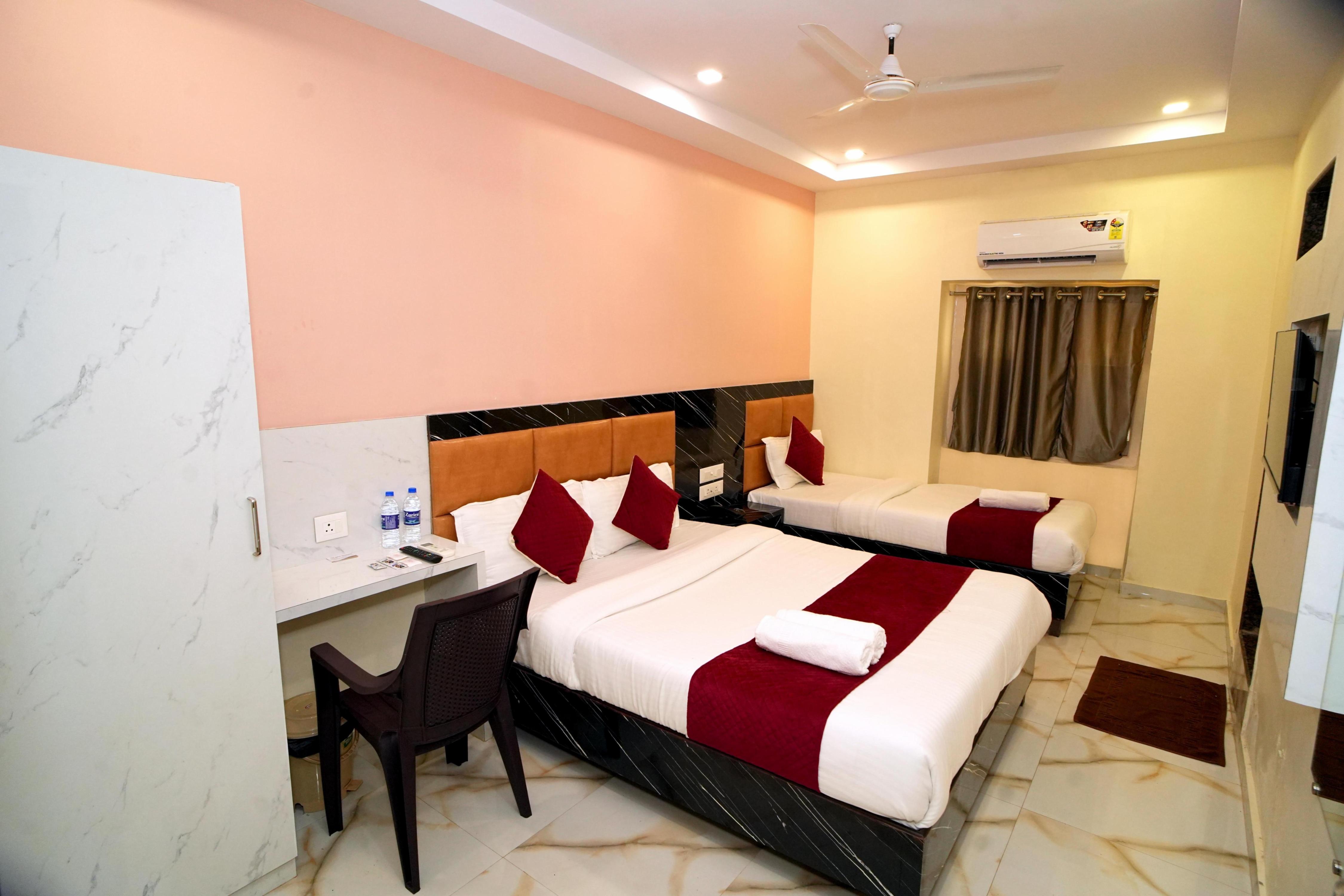 Hotel Rinza Residency - Tap to explore photos