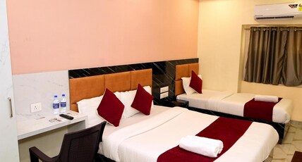 Hotel Rinza Residency Room Type - Triple room