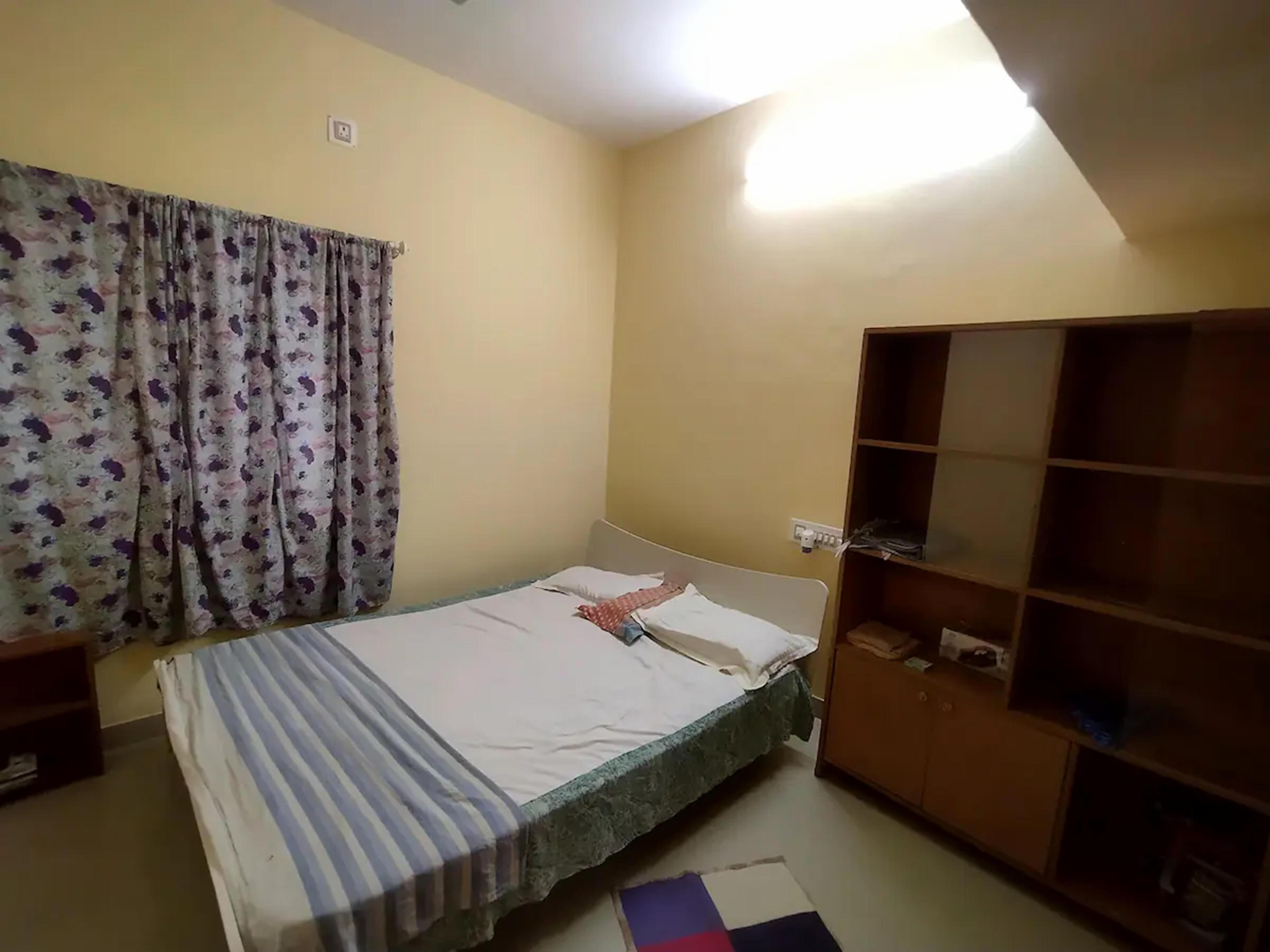 RRM Stays | 2BHK - Tap to explore photos