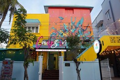 Cayzen Backpackers Hostel Chennai