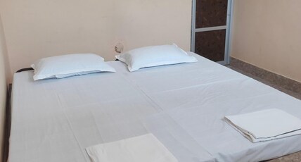 grand shehnai garden and guest house Room Type - standard room 1