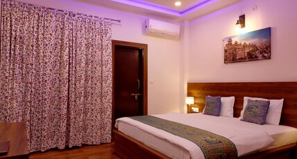 Shivalayaa Room Type - Deluxe Double Room