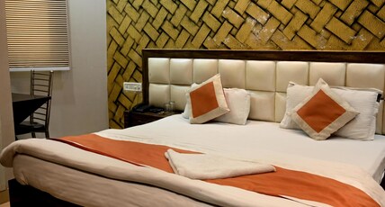 Nanak Palace Guest House Room Type - Deluxe Double Bed Nanak Palace Guest House Room Type - Deluxe Double Bed
