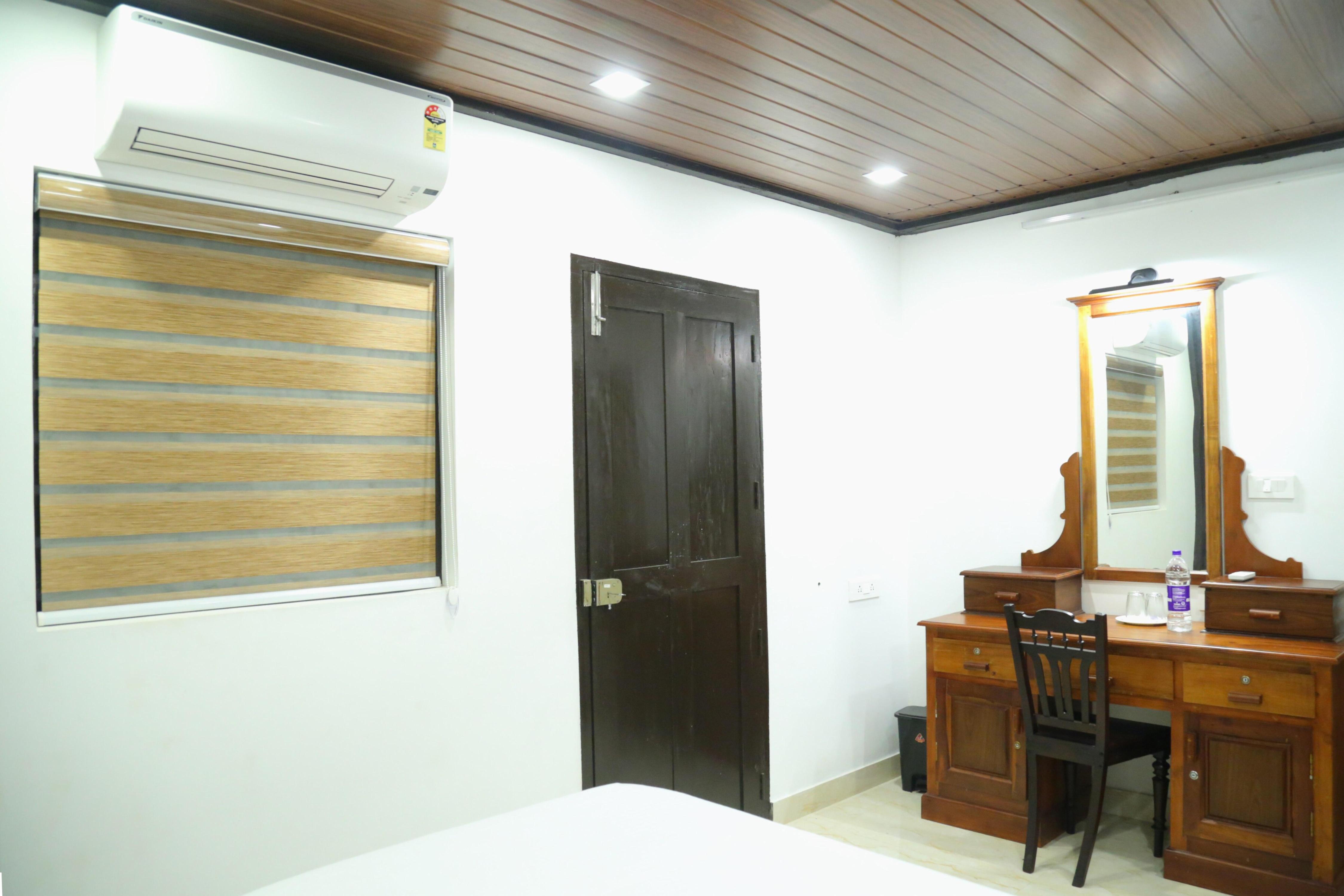 Poovar Heritage Home - Tap to explore photos