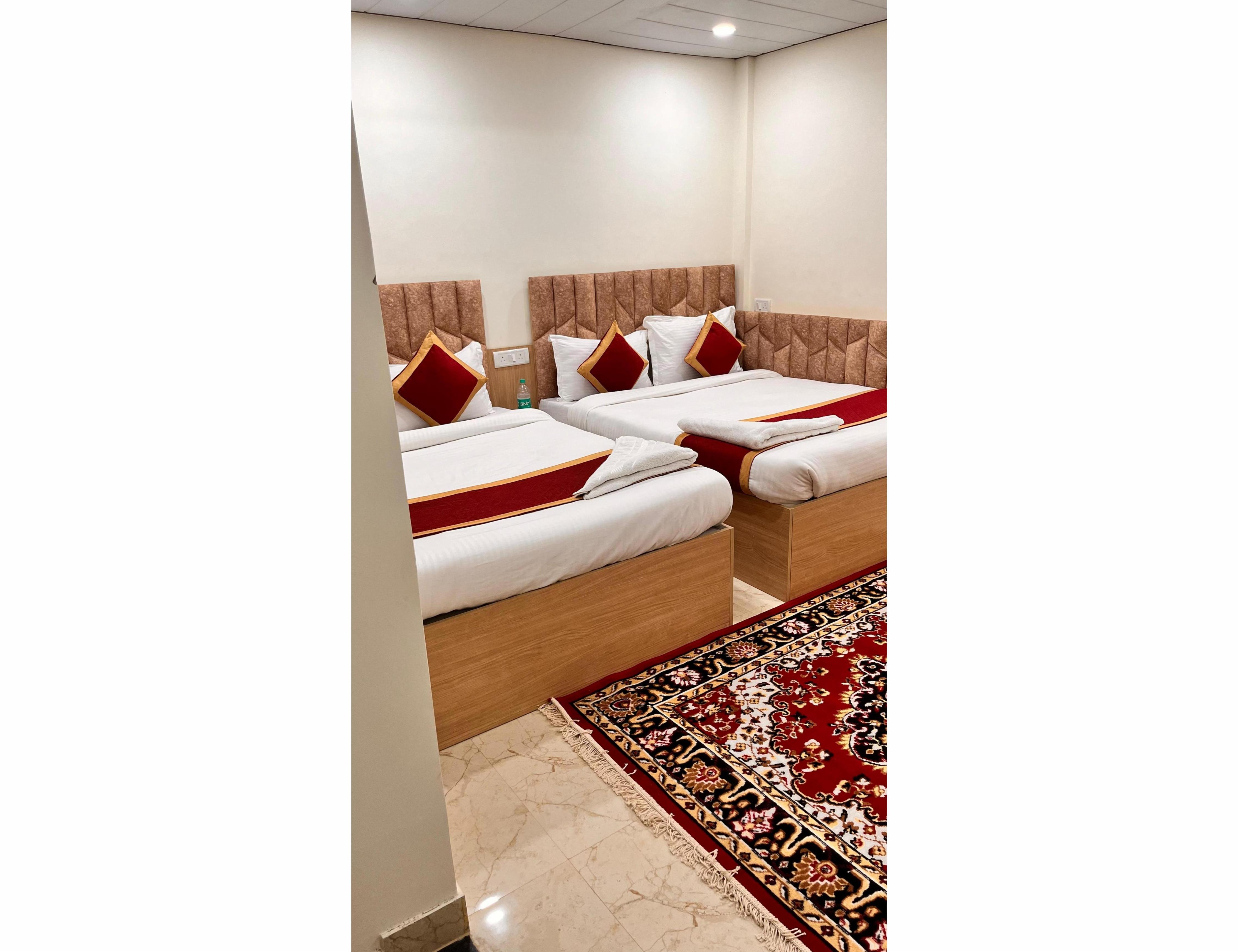 Shree Ram Paying Guest House| Family Comfort Quad Room - Tap to explore photos