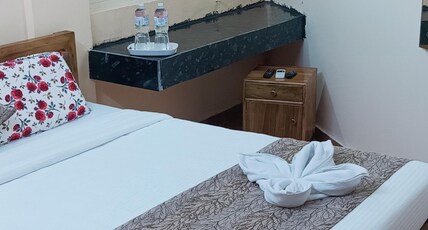 Hotel VIP Prime (3 Minutes walk to Jagannath Temple) Room Type - DELUXE DOUBLE Hotel VIP Prime (3 Minutes walk to Jagannath Temple) Room Type - DELUXE DOUBLE