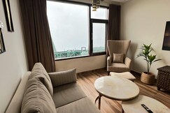 Simhayanas | A Luxe Cottage