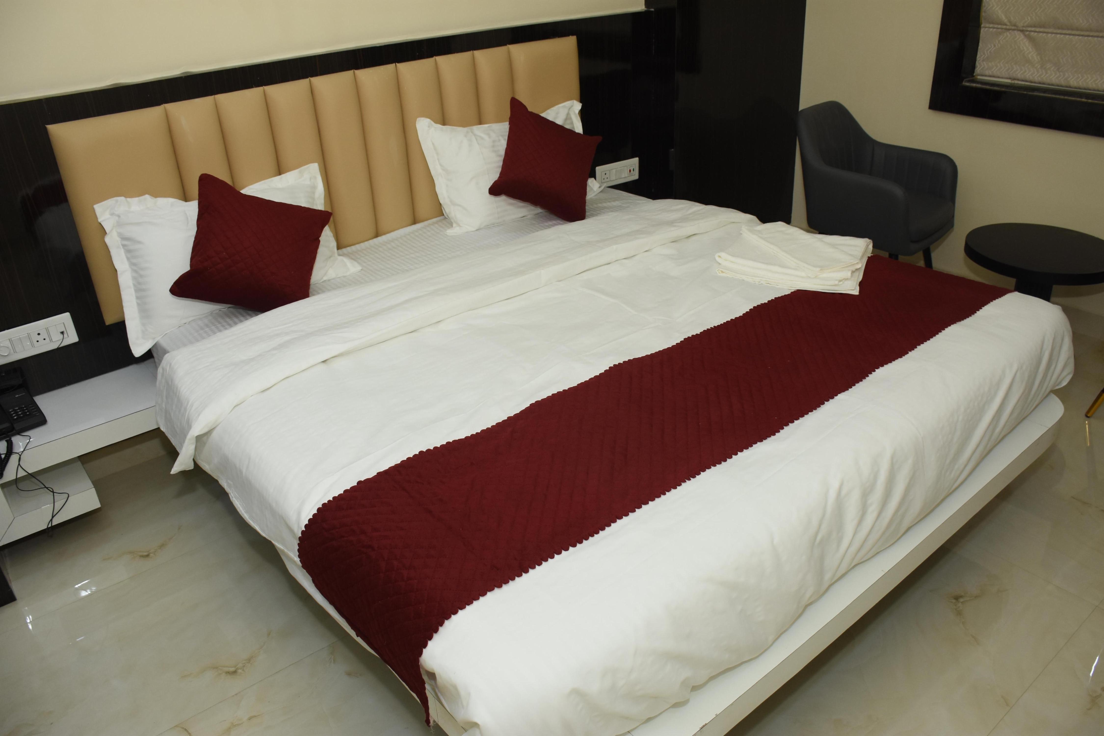 HOTEL STELLAR - Tap to explore photos