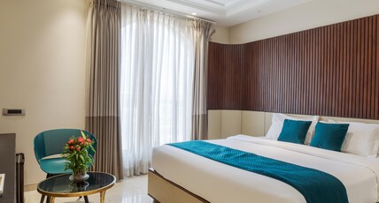 Hotel Royal Bagh - All Pure Veg. Room Type - Premium Room Front Facing