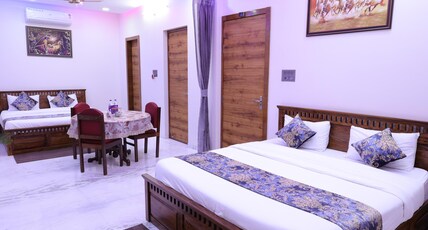 Amritam Palace A Luxury AC Home Stay Room Type - FAMILY SUITE