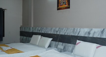 Vashistha Residency Room Type - Family Suit - AC