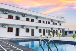 La Piscine Farm House (With Swimming Pool)