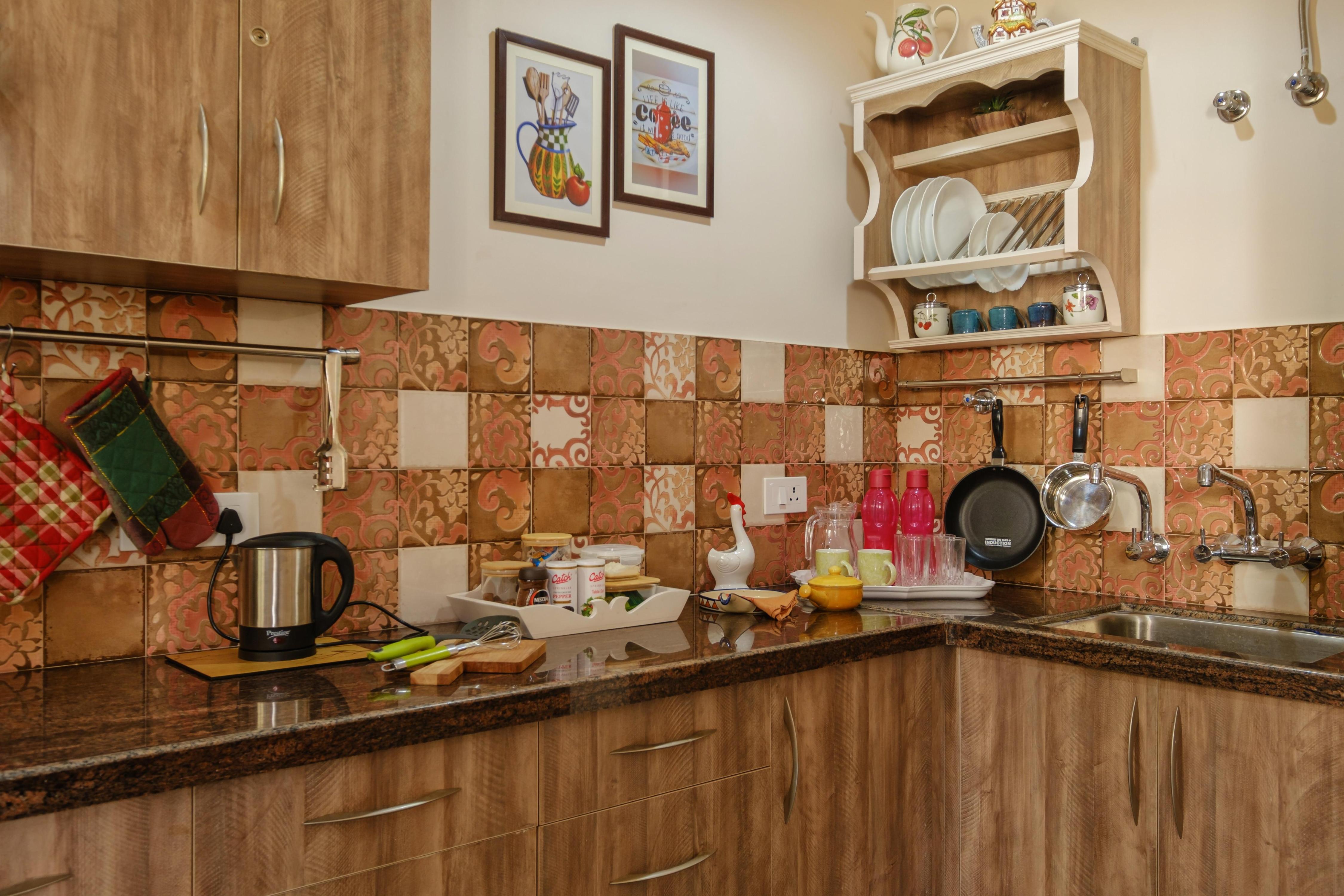 Shree Nikunj Room Type - Upwan King Studio Apartments