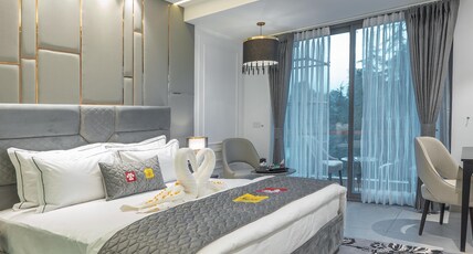 Mastiff Select Mandavya Dharamkot, McLeodganj Room Type - Premier Room