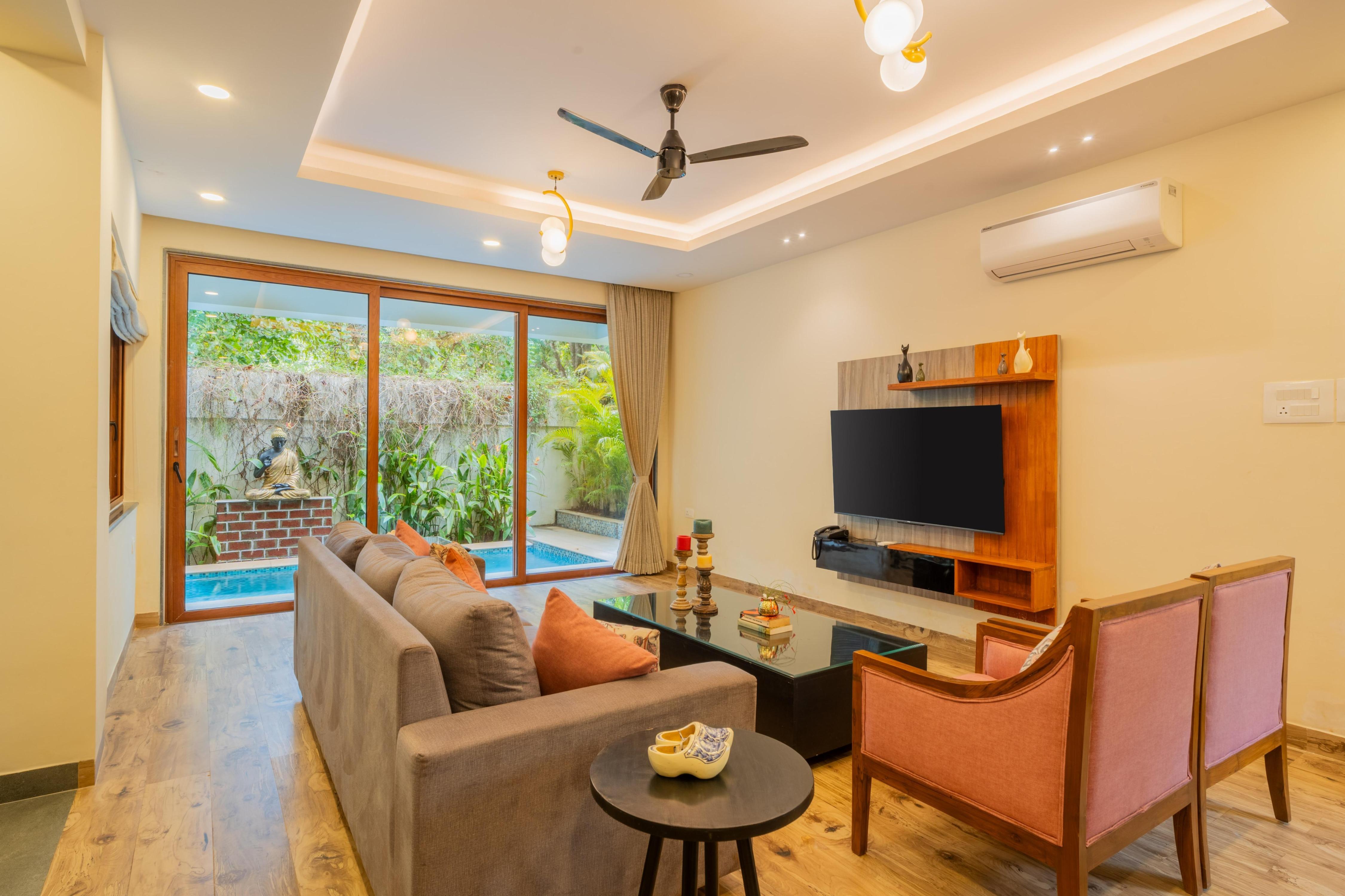 ELIVAAS Signature 3 BHK Pvt Pool & Bar | Villa Valerie - Tap to explore photos