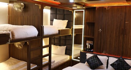 Mahant Ji Residency Room Type - Vintage Wooden Bunk Suite for Groups & Families