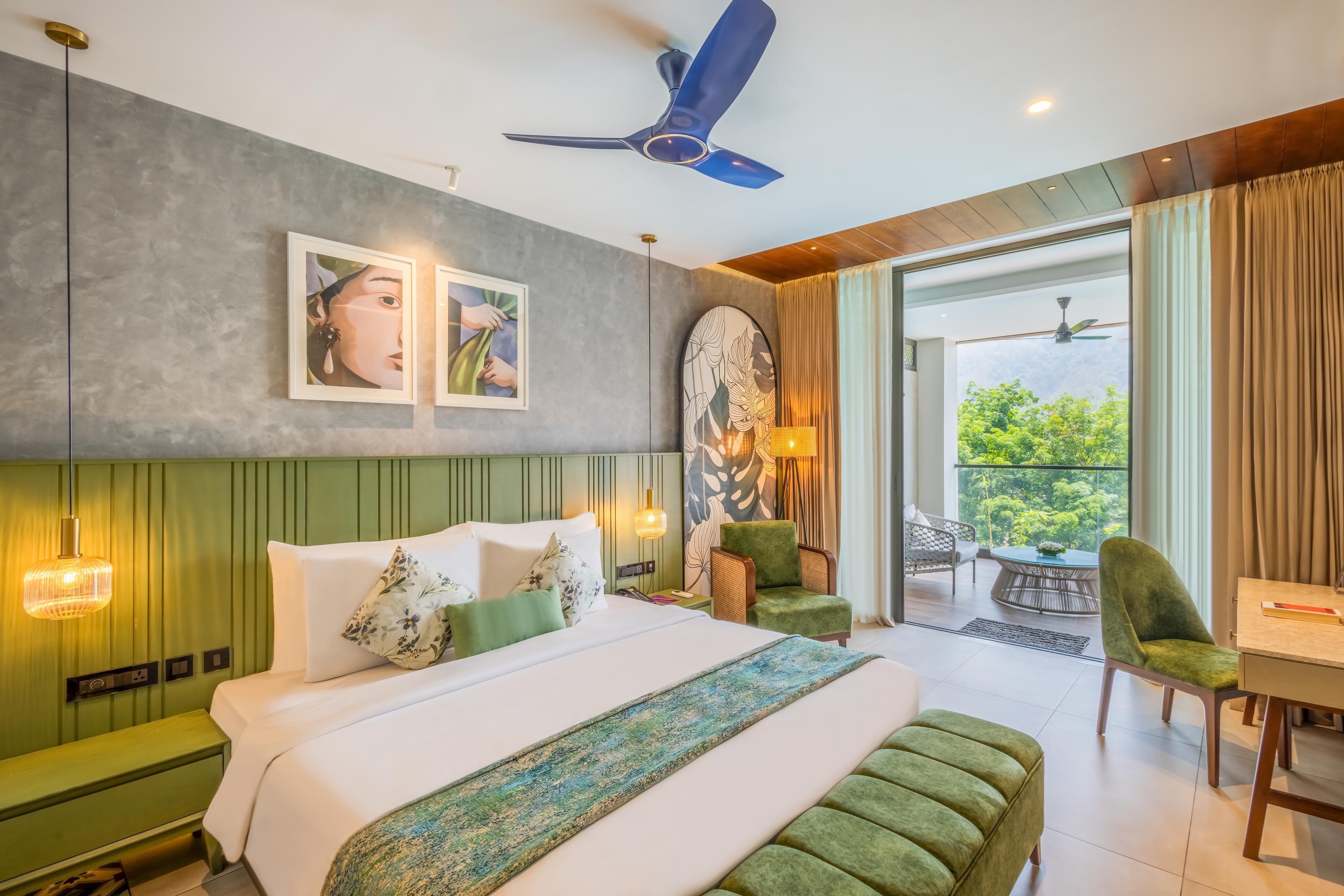 Flora Misty Falls Athirappilly Room Type - Deluxe Mountain View