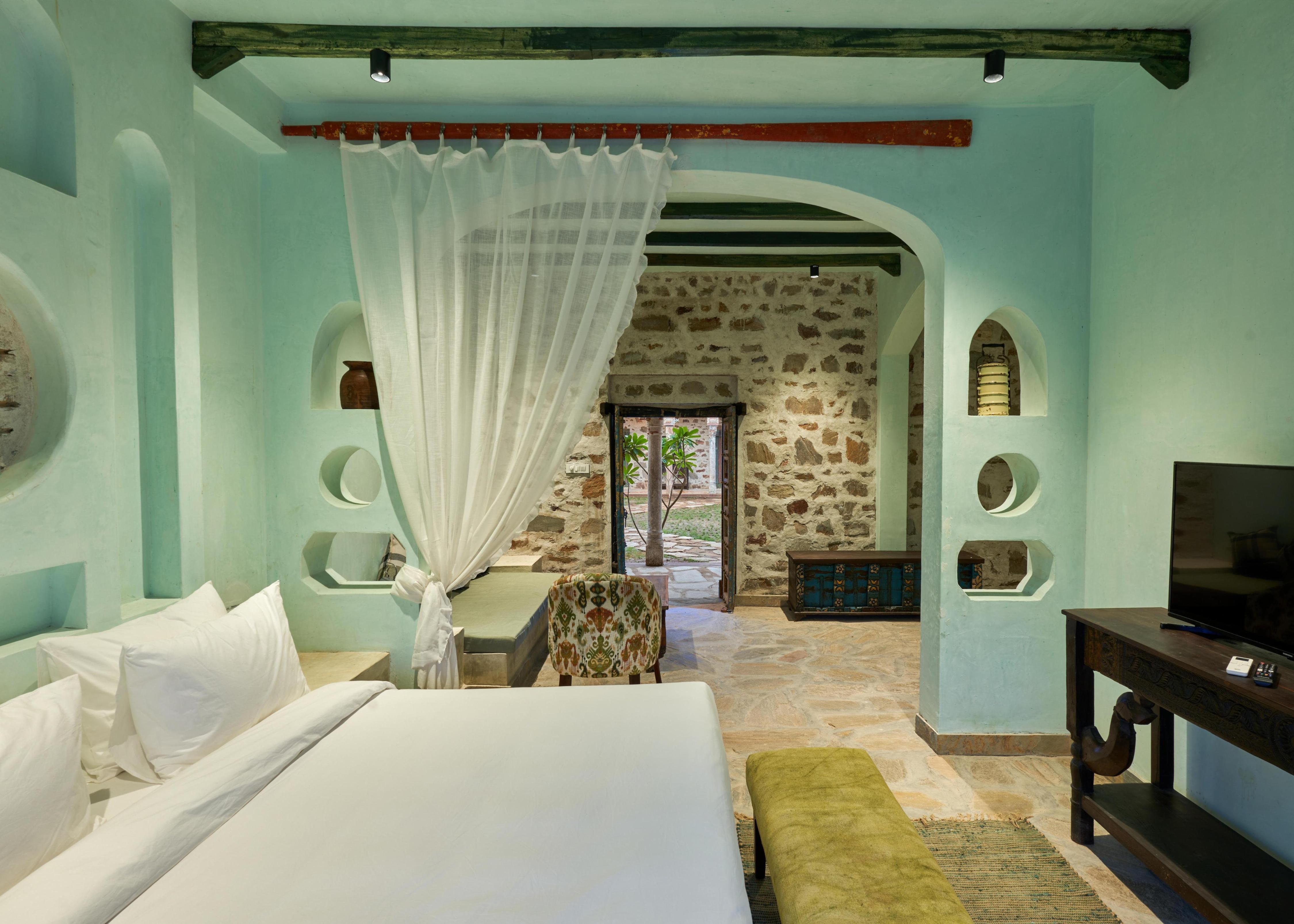The Quila Udaipur By Aayor Luxury - Tap to explore photos