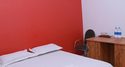 THE ERUMELY PALACE Room Type - Double Room
