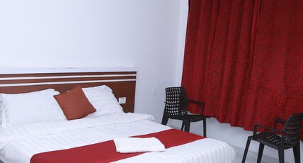THE ERUMELY PALACE Room Type - DELUXE - 1 DOUBLE BED