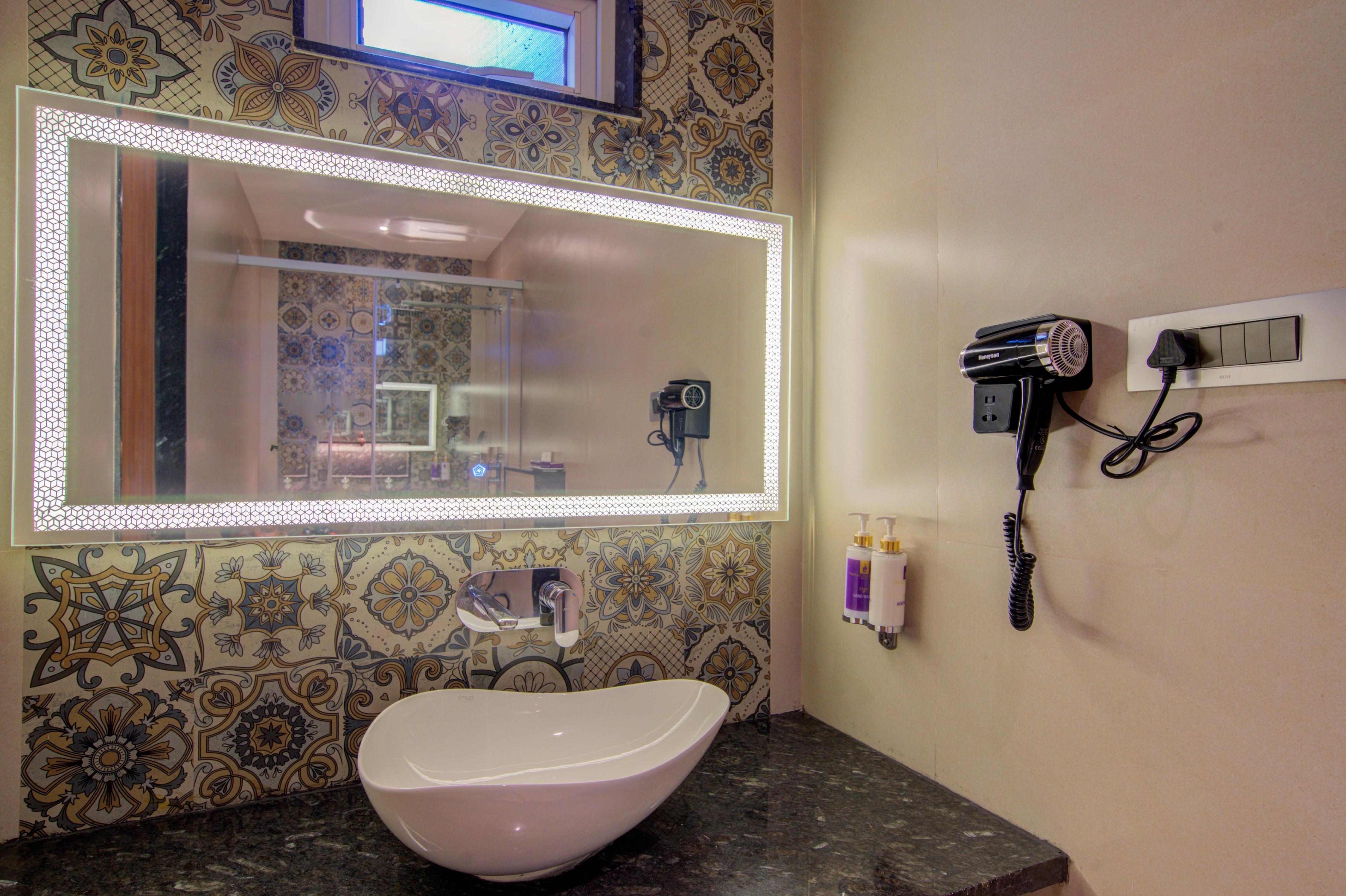 Park Avenue Business Hotel Koramangala - Tap to explore photos