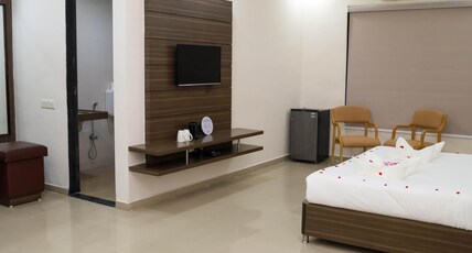 Praveg Rezort Silvassa Room Type - Deluxe Room City View