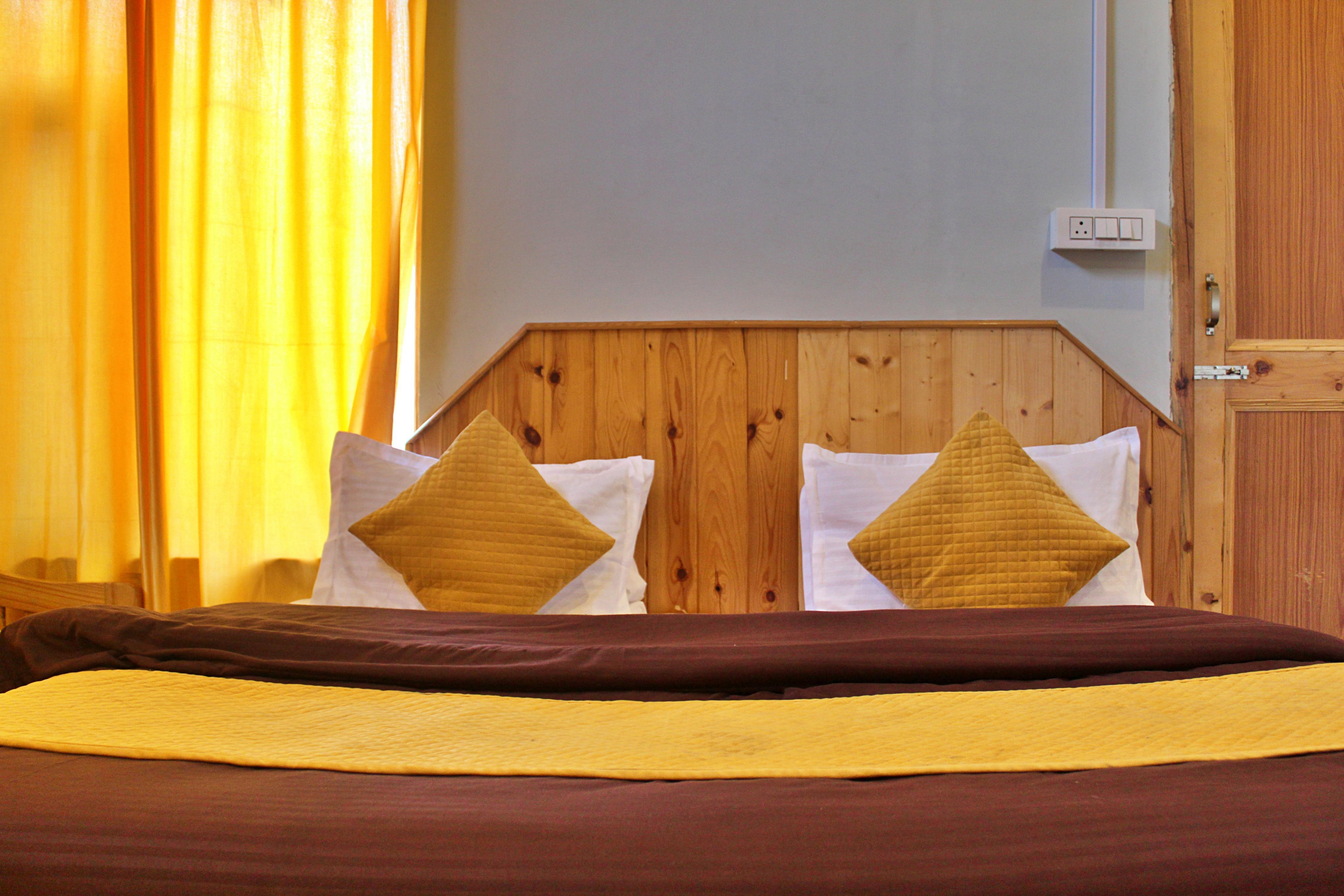 The Jogni Cottage Room Type - Super Deluxe Room with Balcony 2