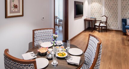 MJ Sarovar Portico Haridwar Room Type - Suite with Living Area