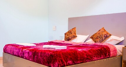 Radha Gopal Royal Kausani Room Type - Deluxe