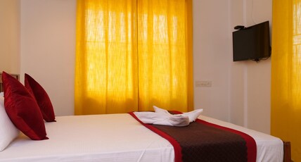 Ruby Service Apartment | 5 Min to Infopark Room Type - Double AC Room in an Apartment