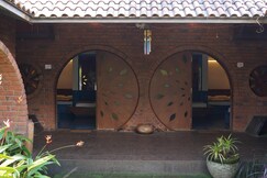 Bamboo And Bricks Resort