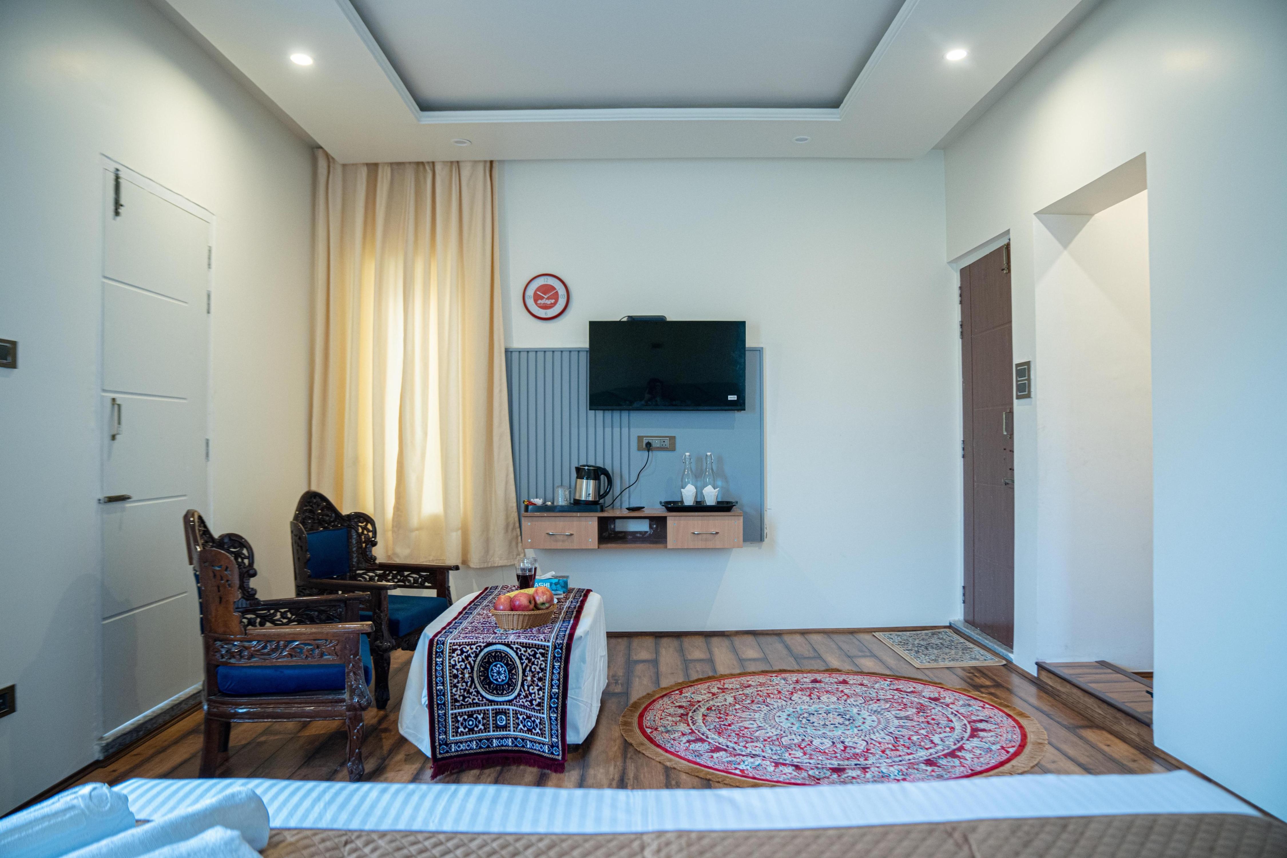 AEROHOME STAY Room Type - Maskan - Super Deluxe