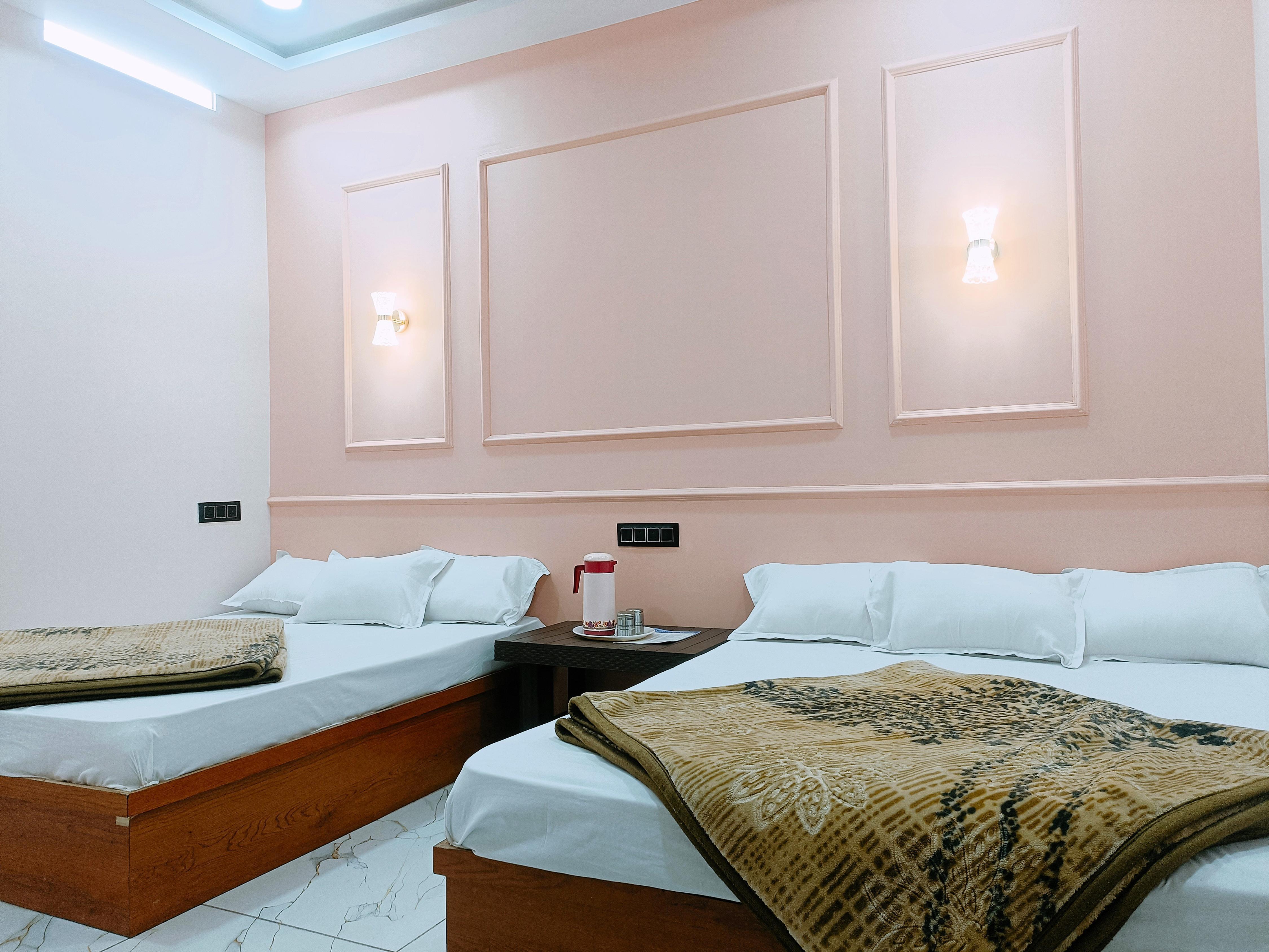 Hotel Shreem, Ujjain Room Type - Modern 4 Bed Room | 2 Double Beds | Air Conditioning