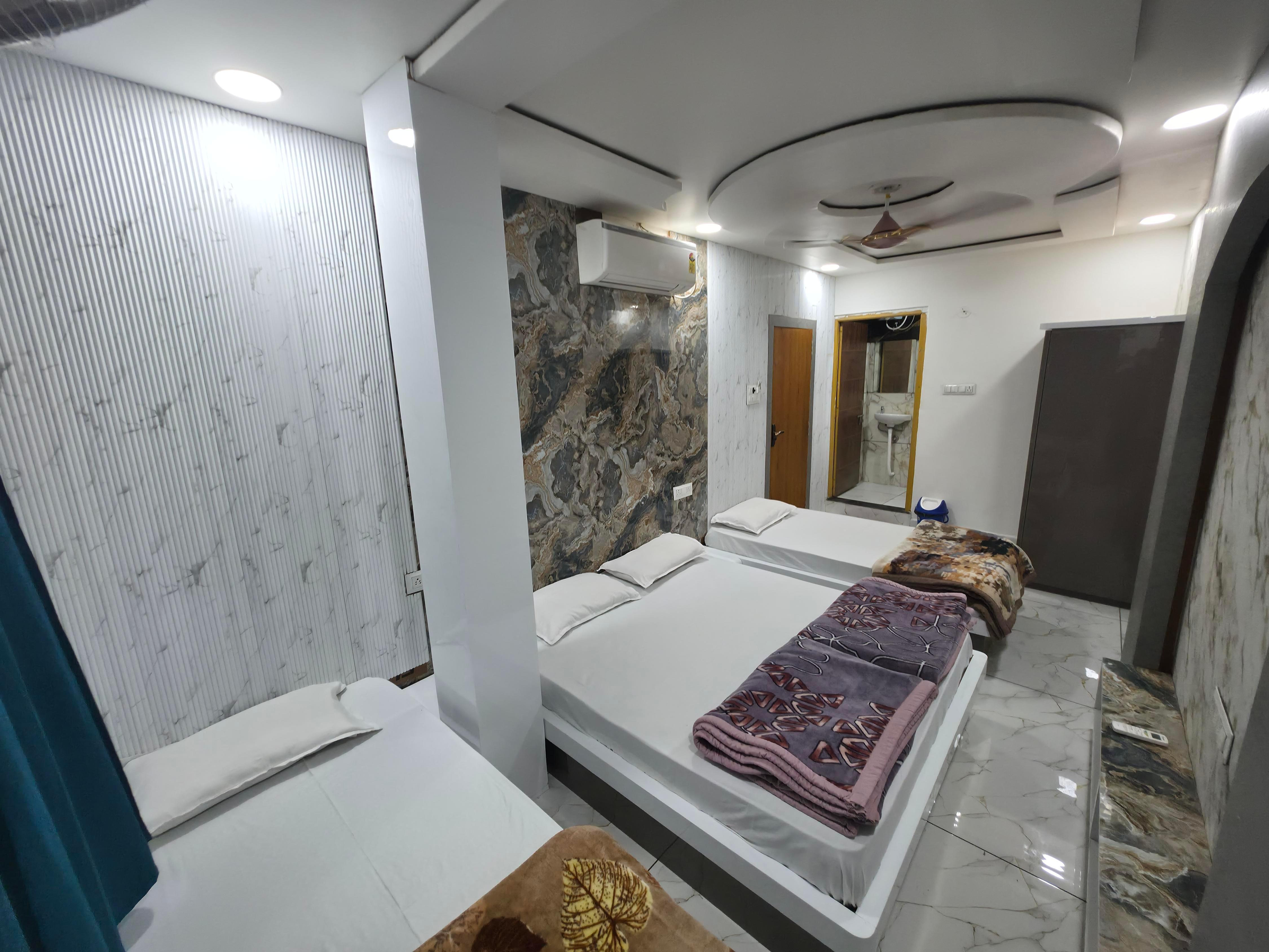 Hotel Shreem, Ujjain - Tap to explore photos