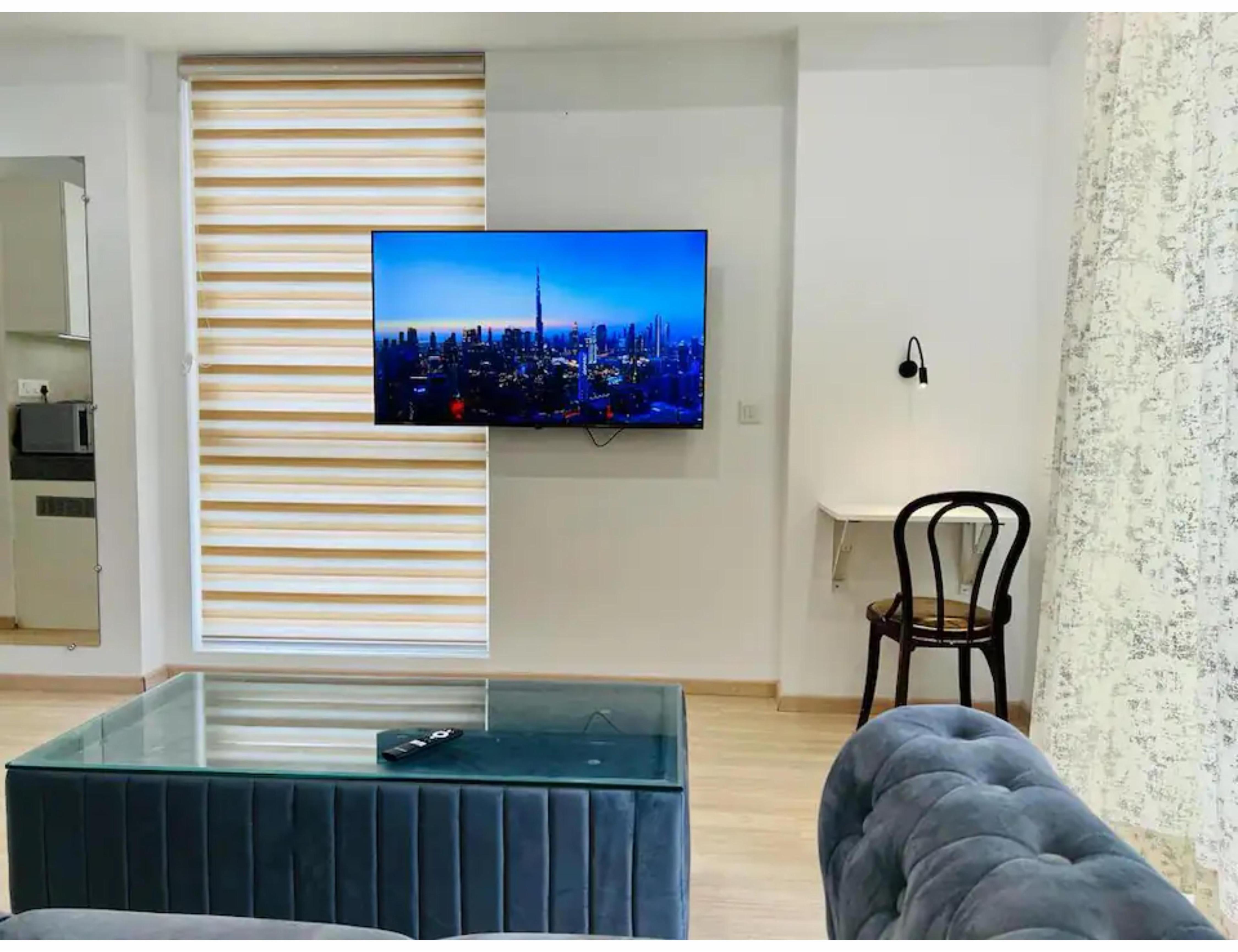 EzyStay|ENTIRE 1BHK APARTMENT - Tap to explore photos