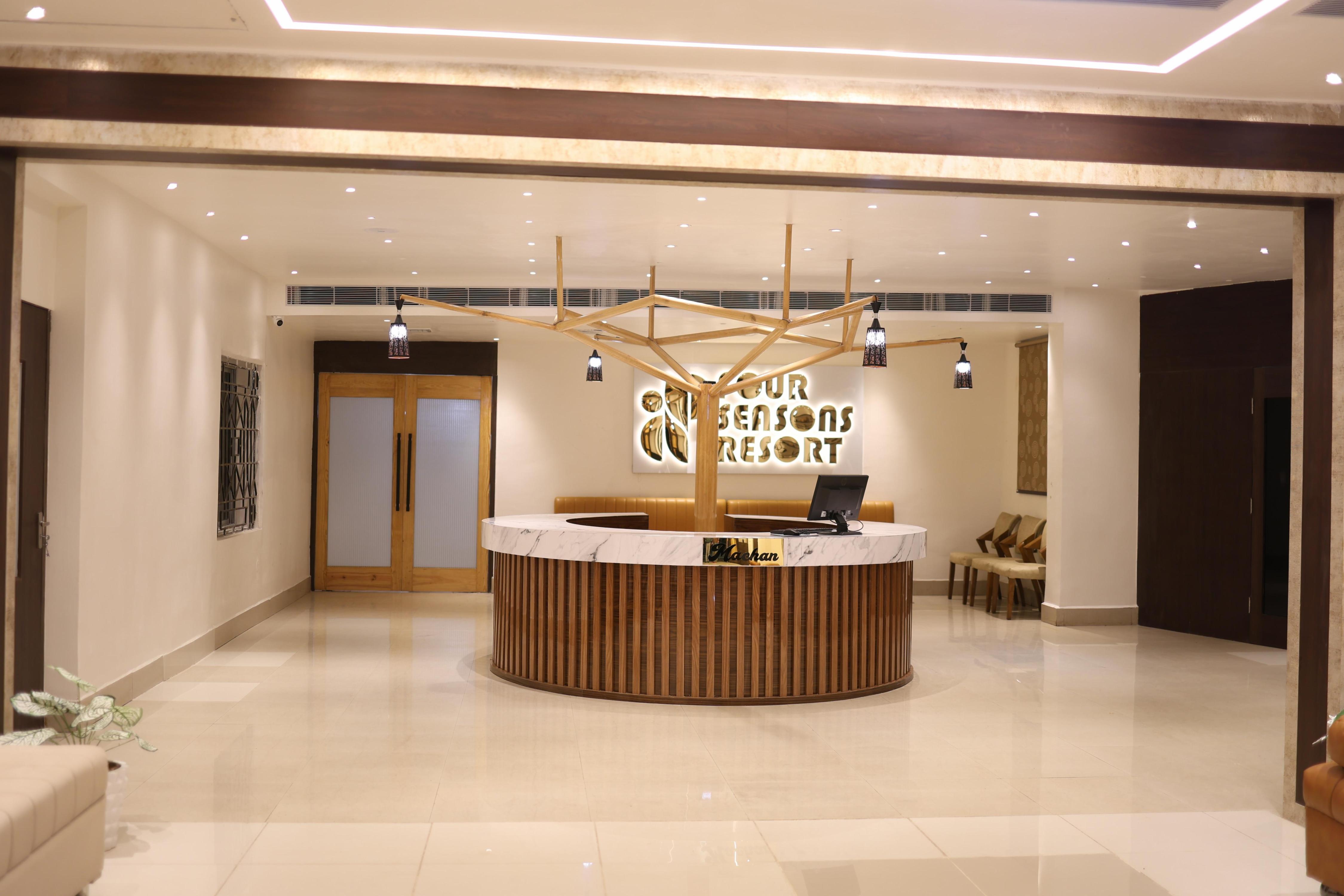 Four Seasons Resort