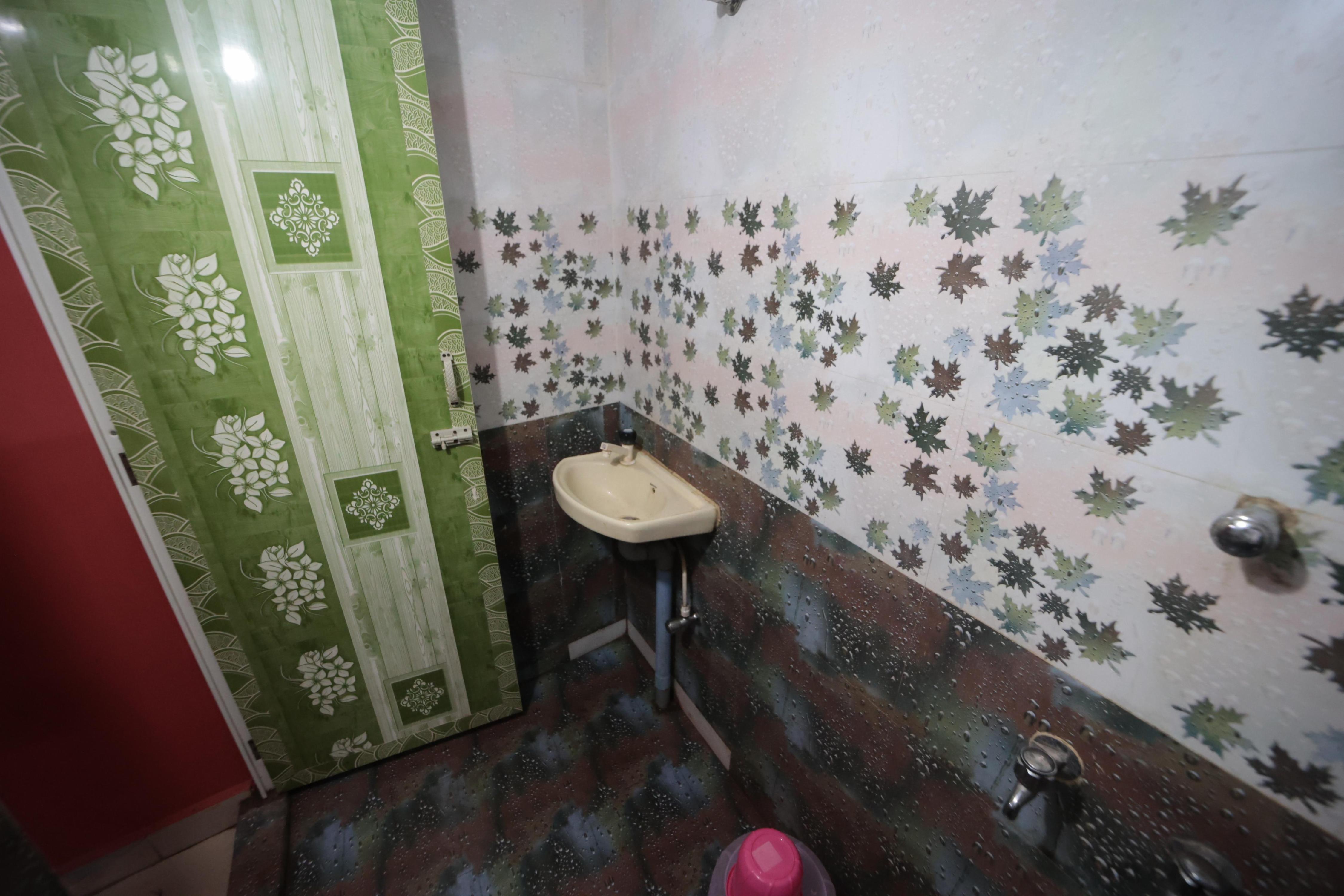 AL HUDA - Tap to explore photos