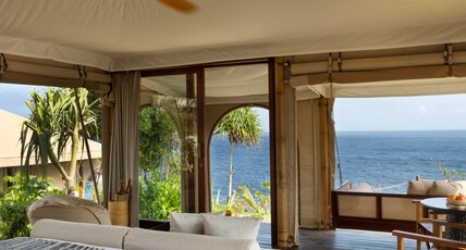 Arna Suites and Ocean Lounge Room Type - Ocean Front Suite