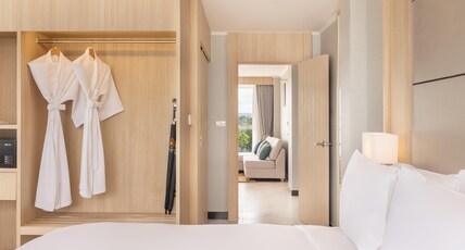 Eastin Resort Rayong Room Type - Ocean's Edge Luxury Suite