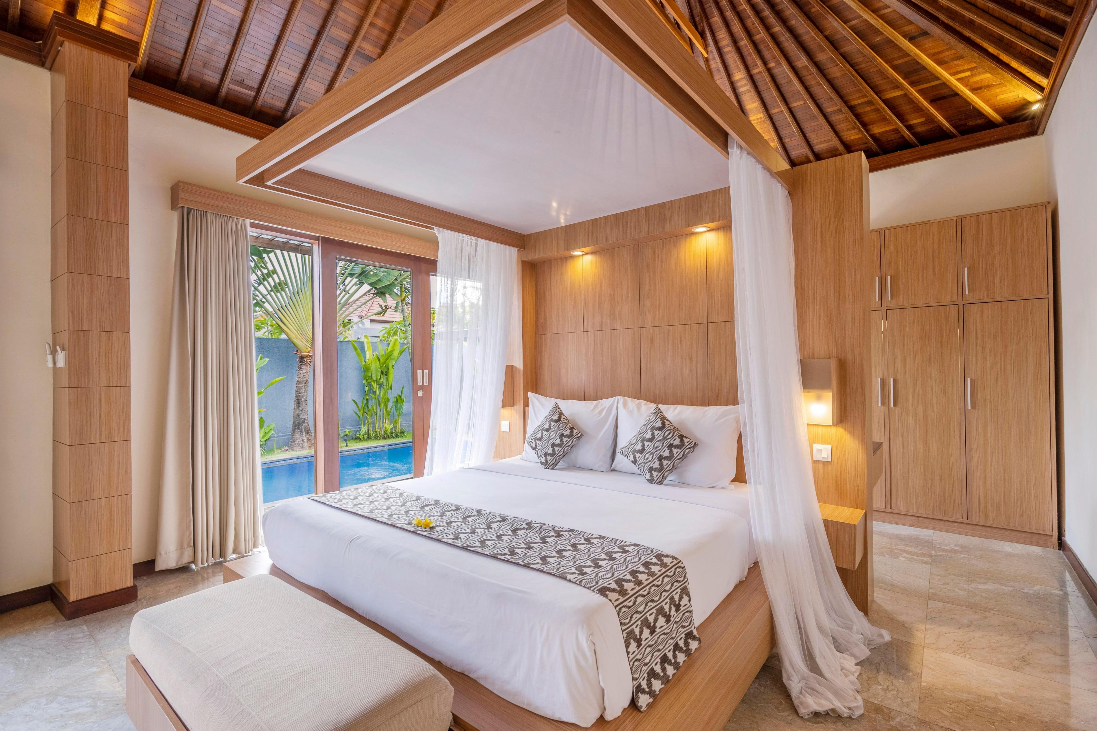 The Kings Villa Sanur - Tap to explore photos