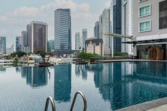 Dua Sentral Kuala Lumpur, Roam