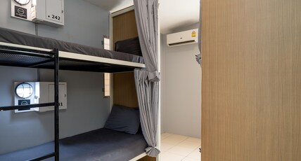 OH Hostels - Bangkok Room Type - 4-Bed Mixed Dormitory 240