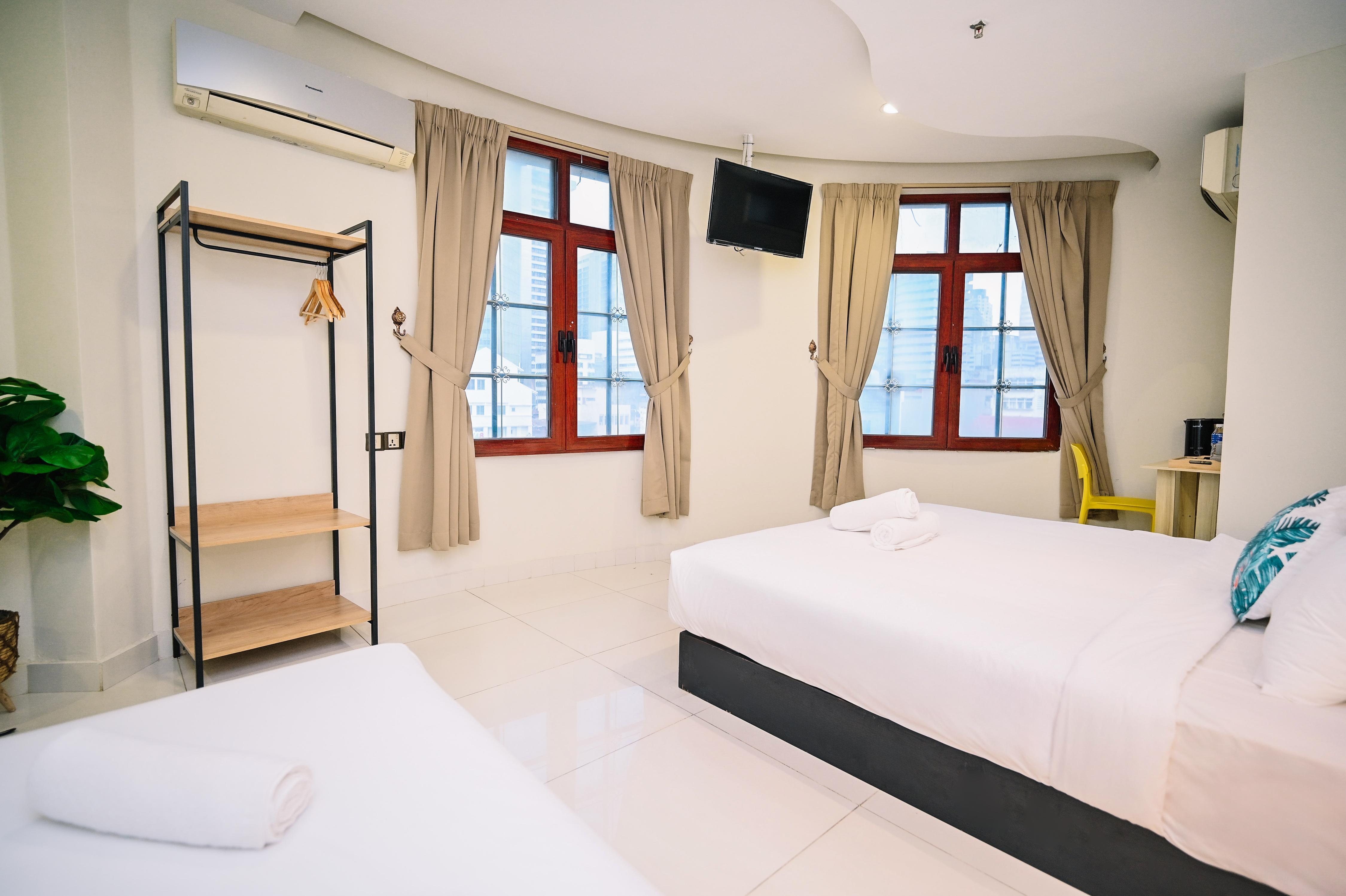 Swing & Pillows - KL Masjid India formerly known as Mountbatten Hotel Kuala Lumpur