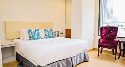 Kingston Hotel 5 at Chow Kit Room Type - Deluxe Queen Room, City View