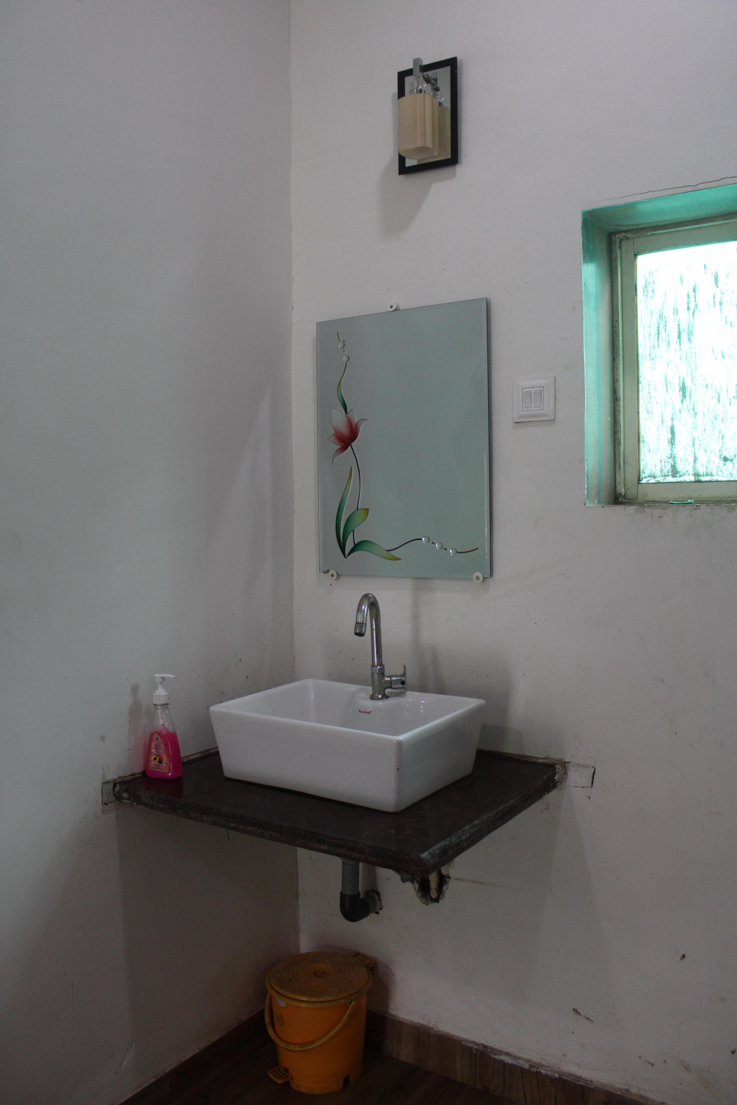 Hotel DALE INN Bhandardara - Tap to explore photos