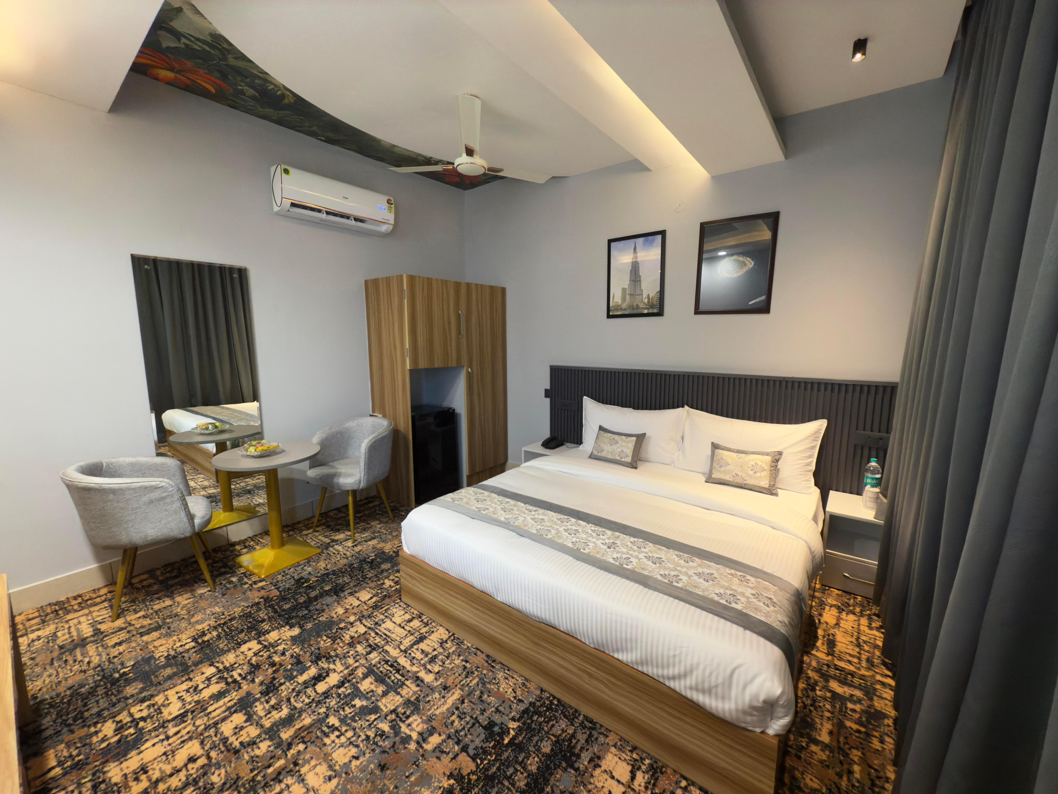 Razido Suites Room Type - Razido Premium Room With Bathtub Razido Suites Room Type - Razido Premium Room With Bathtub
