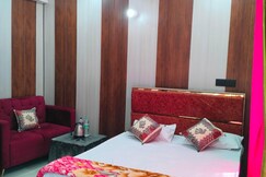 Hotel Himanshu Guest House & Restaurant