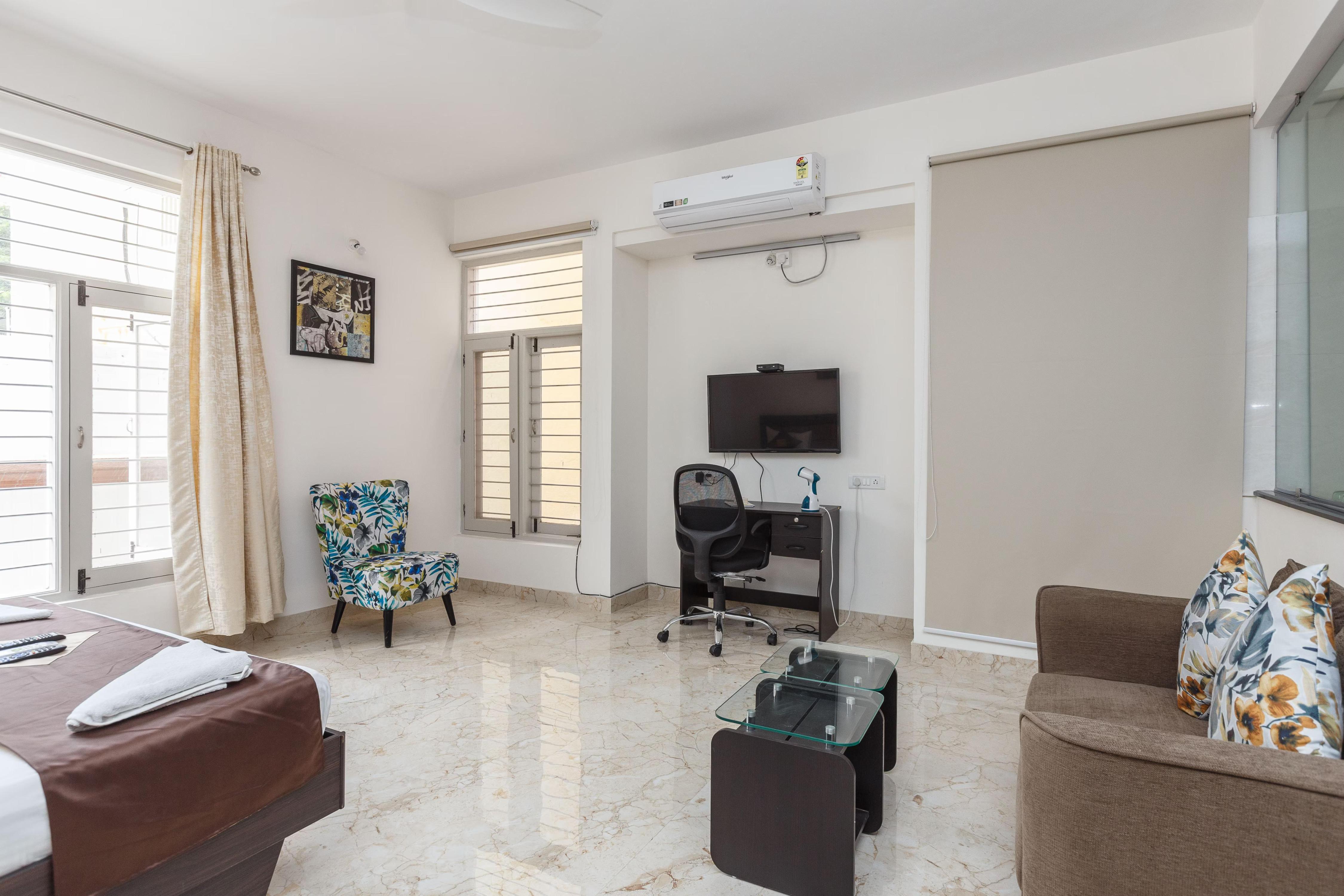 Olive 3 BHK Apartment Koramangala - Tap to explore photos